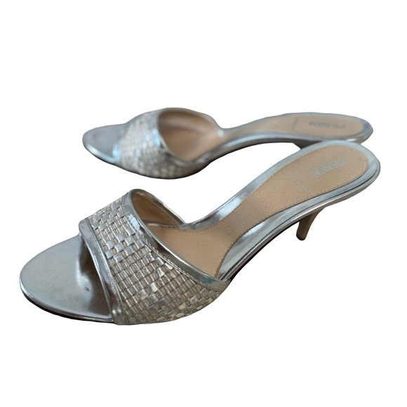 Women’s Fendi Metallic silver Kitten heels Size 37.5 - Picture 3 of 17